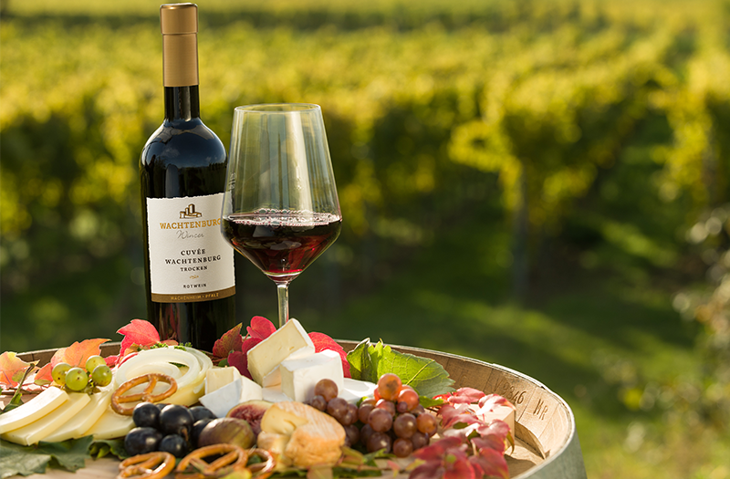WEIN & KÄSE